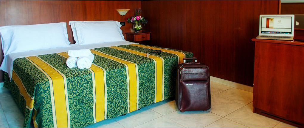 Hotel Dei Pini Πόρτο Εμπέντοκλε Εξωτερικό φωτογραφία